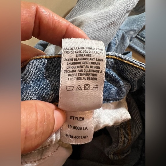 Aeropostale  Women Skinny Crop Distressed Light Vintage jeans Size 14 prewashed - Picture 16 of 16